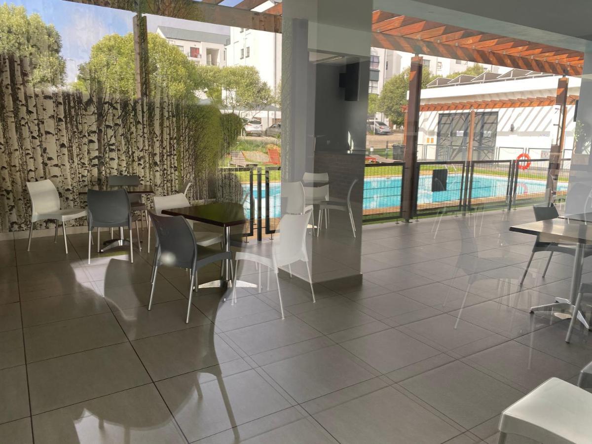 Greenstone Ridge Apartment Йоханнесбург Экстерьер фото