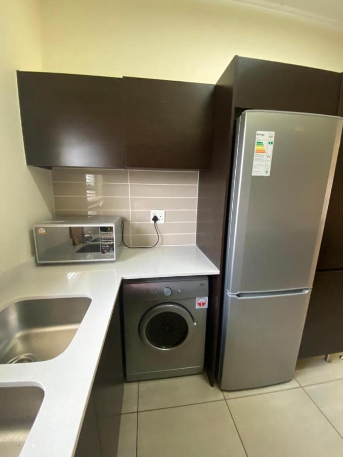 Greenstone Ridge Apartment Йоханнесбург Экстерьер фото